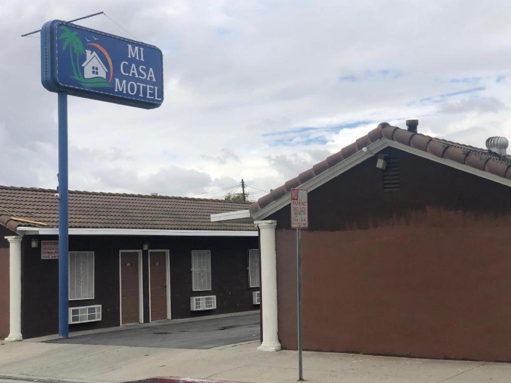 Mi Casa Motel Lynwood Exterior foto